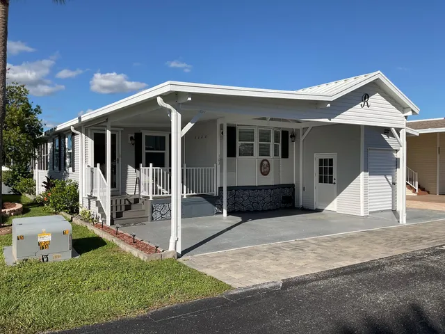 $179,900 | 13871 Southeast 125th Trail, Unit 103, Okeechobee, FL 34974