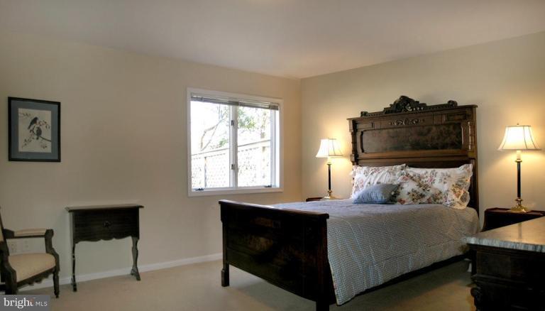 1565 Regatta Lane Reston, VA 20194 - Photo 16 of 30 Bedroom #4