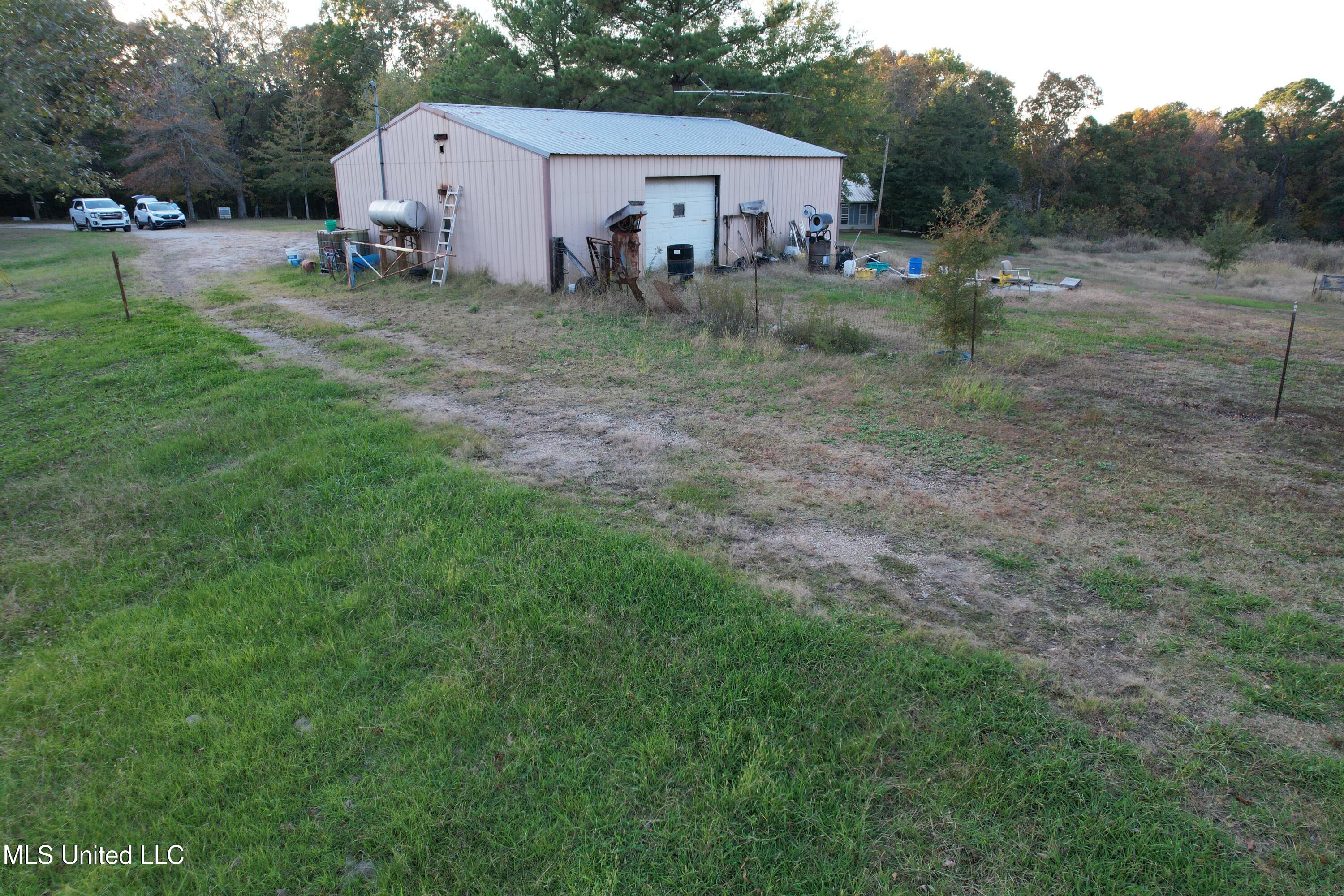 5217 Potts Camp Road Potts Camp, MS 38659 - Photo 11 of 43 76E179BB-C94A-4E29-8EE7-42DD2B338E0E
