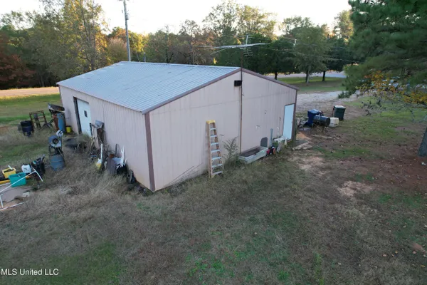 $220,000 | 5217 Potts Camp Road, Potts Camp, MS 38659