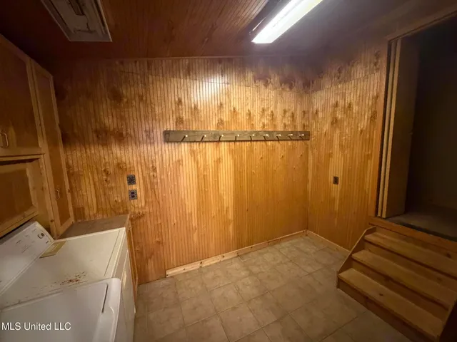 $250,000 | 5217 Potts Camp Road, Potts Camp, MS 38659