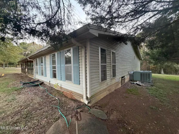 $220,000 | 5217 Potts Camp Road, Potts Camp, MS 38659