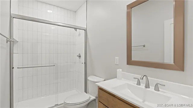 $865,000 | 80 Ledgestone Estates Court, Sunrise Beach, MO 65079