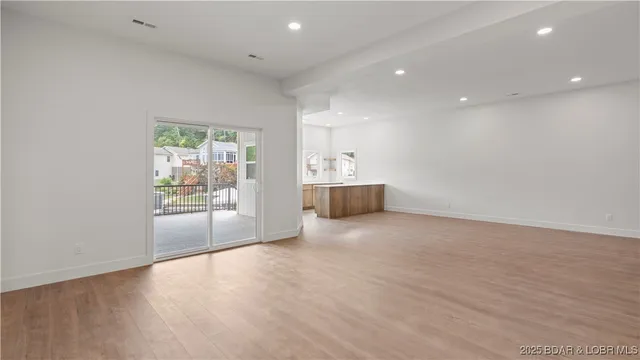 $865,000 | 80 Ledgestone Estates Court, Sunrise Beach, MO 65079