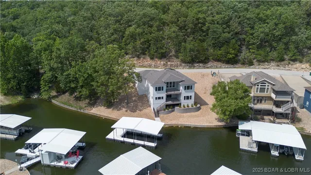 $865,000 | 80 Ledgestone Estates Court, Sunrise Beach, MO 65079