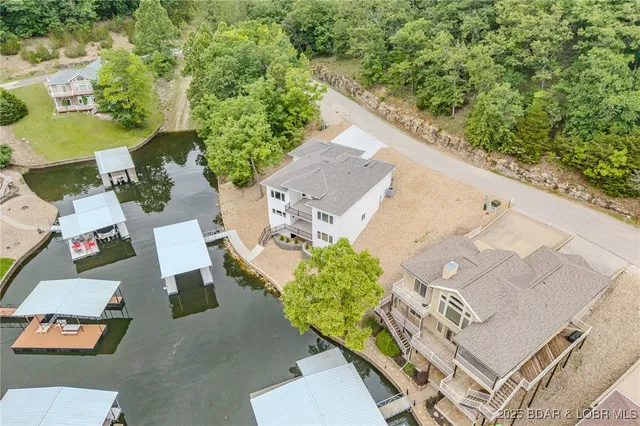 $865,000 | 80 Ledgestone Estates Court, Sunrise Beach, MO 65079