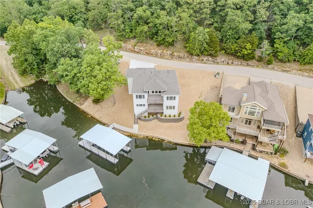 $865,000 | 80 Ledgestone Estates Court, Sunrise Beach, MO 65079