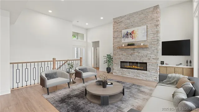 $865,000 | 80 Ledgestone Estates Court, Sunrise Beach, MO 65079