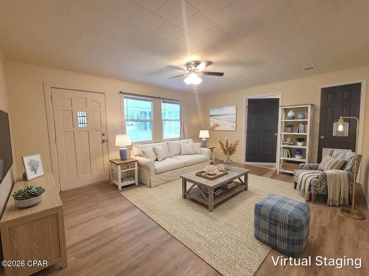 7213 Shady Grove Road Grand Ridge, FL 32442 - Photo 2 of 18