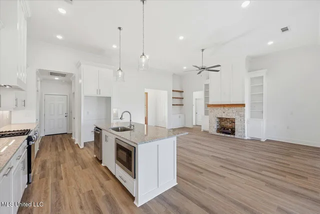 $352,500 | 109 Willow Way, Canton, MS 39046