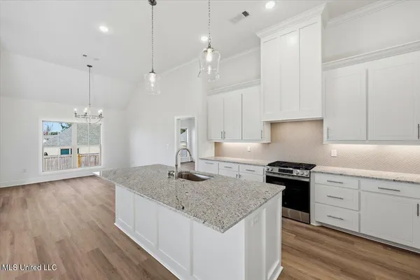 $352,500 | 109 Willow Way, Canton, MS 39046