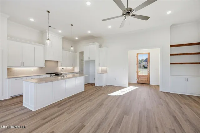 $352,500 | 109 Willow Way, Canton, MS 39046