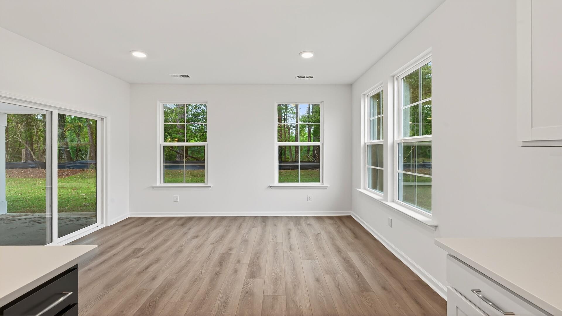 446 Cadbury Loop Summerville, SC 29486 - Photo 13 of 29 Kitchen