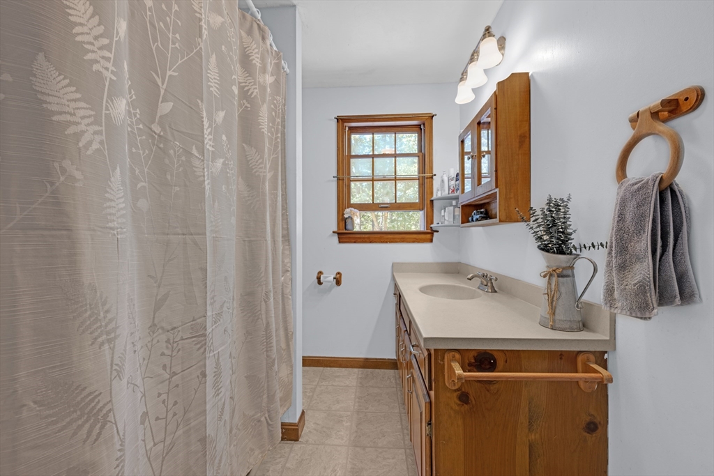 73 New Boston Road Sturbridge, MA 01566 - Photo 32 of 35