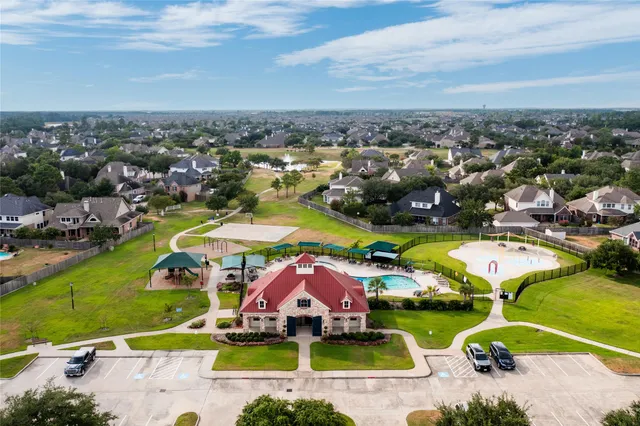 $475,000 | 12802 Mossy Ledge Drive, Tomball, TX 77377