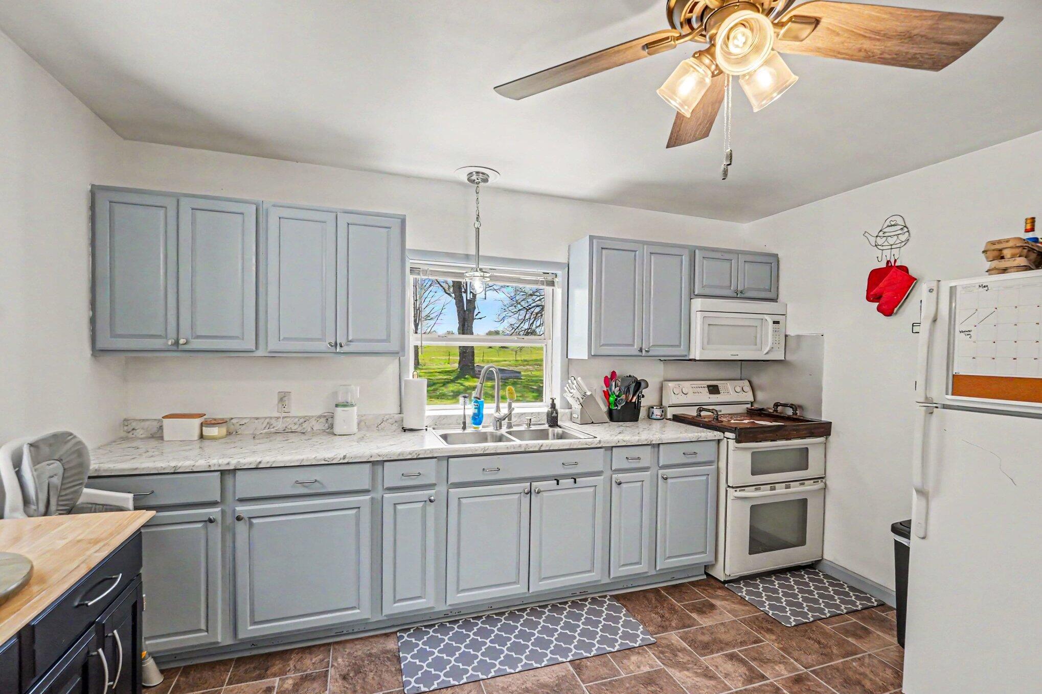 17845 7 Mile Road Reed City, MI 49677 - Photo 7 of 16 007_file_9932