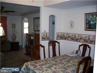 3140 Fordham Road Philadelphia, PA 19114 - Photo 4 of 9 Dining Room