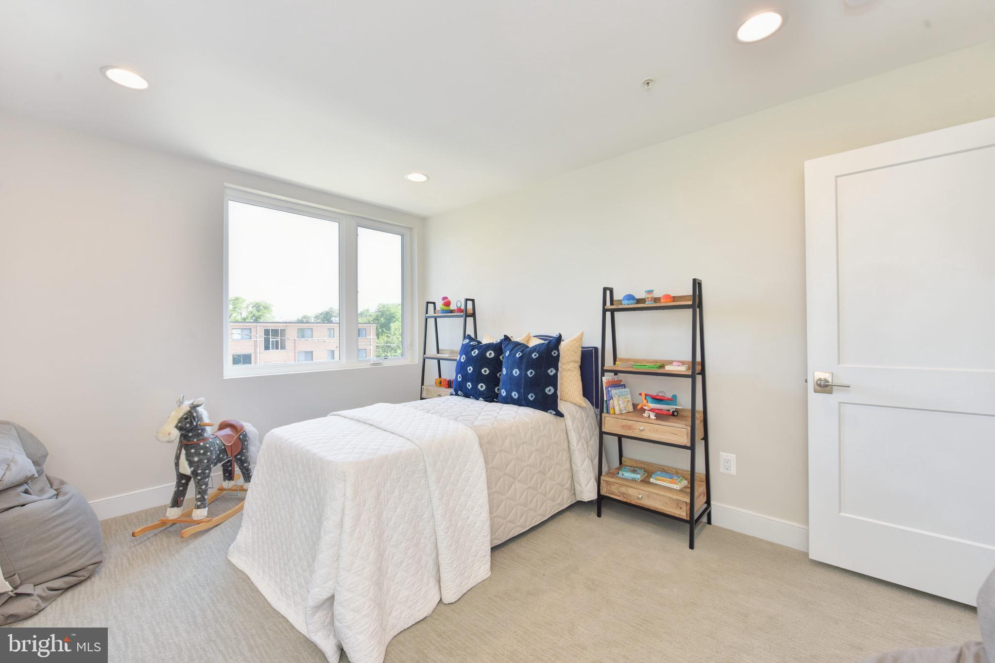 2823 24th Road South Arlington, VA 22206 - Photo 16 of 97 Secondary bed- 3