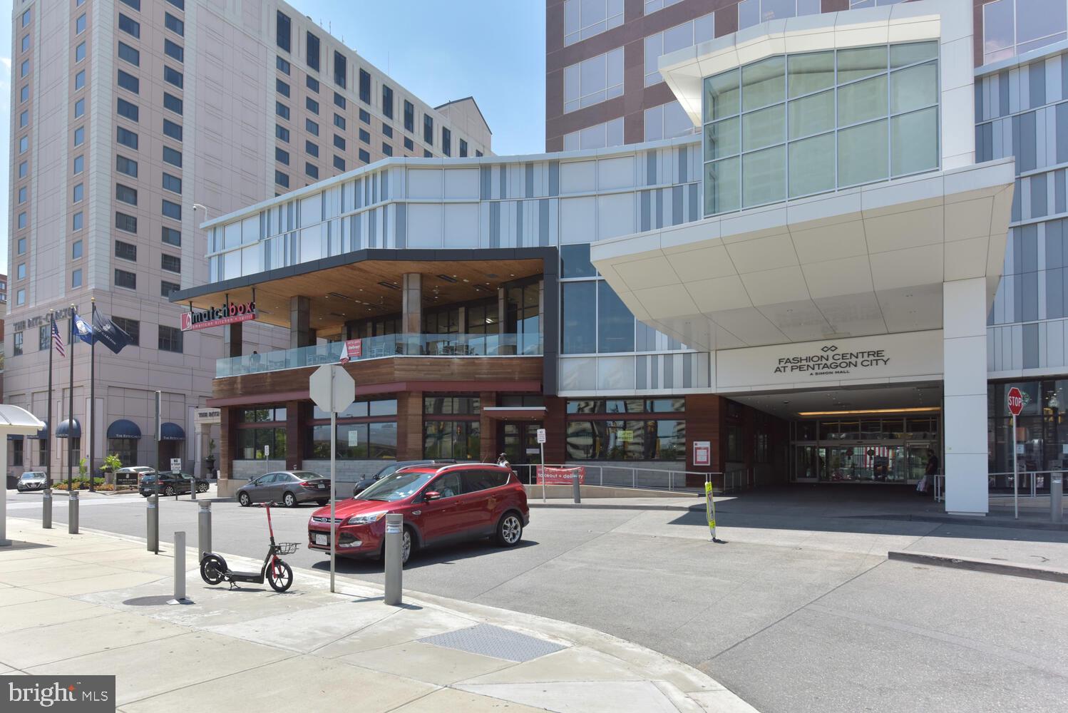 2823 24th Road South Arlington, VA 22206 - Photo 45 of 97 Local Community