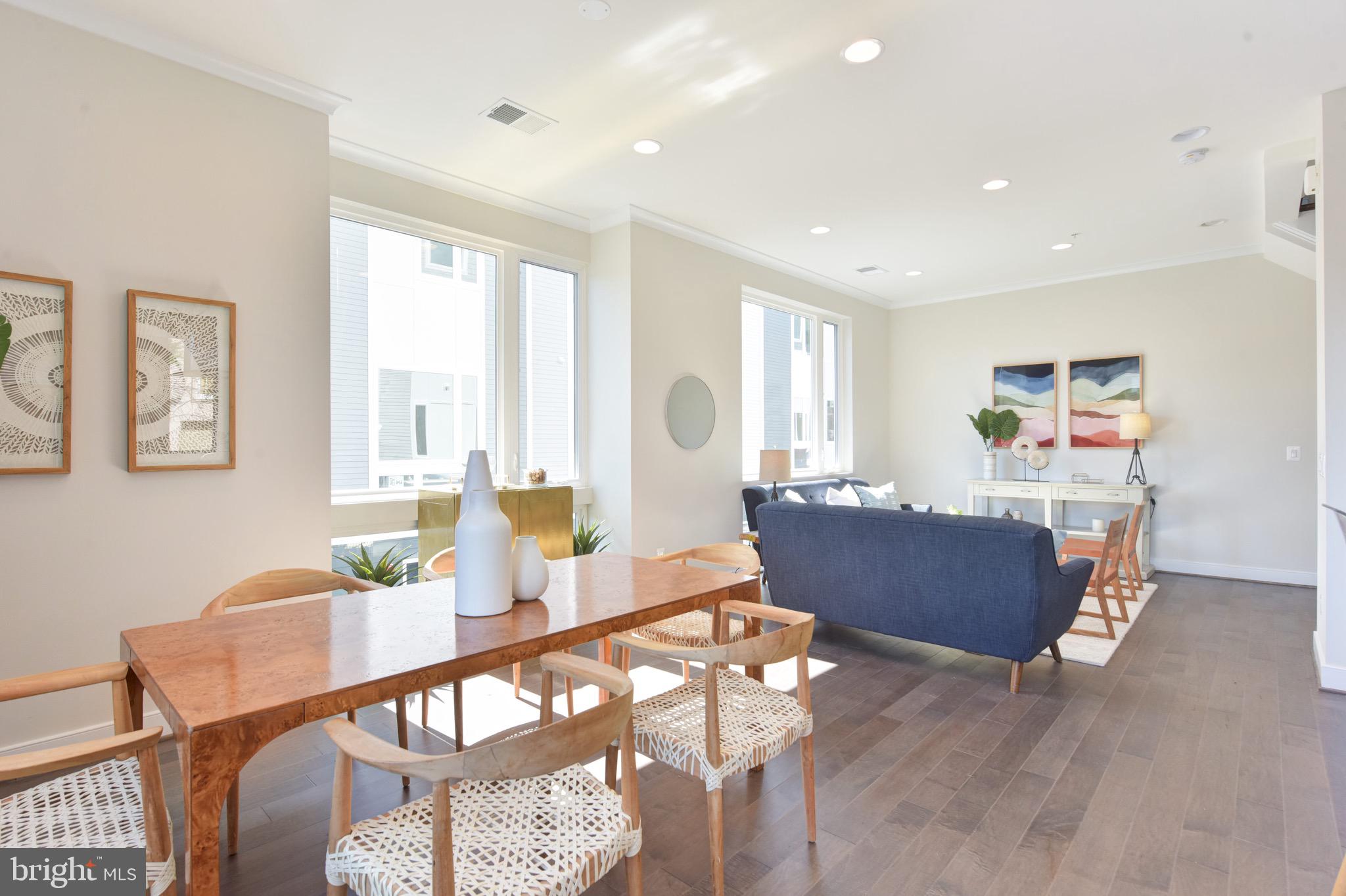 2823 24th Road South Arlington, VA 22206 - Photo 6 of 97 a living room with furniture and a wooden floor