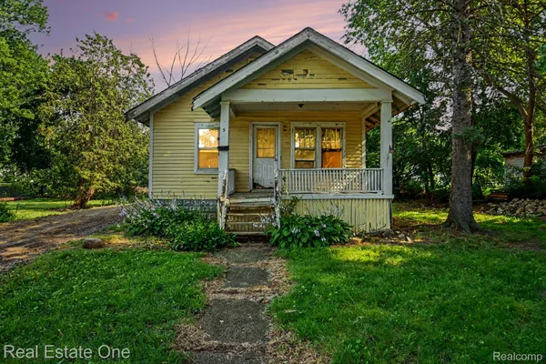 $65,000 | 5 3rd Street, Yale, MI 48097