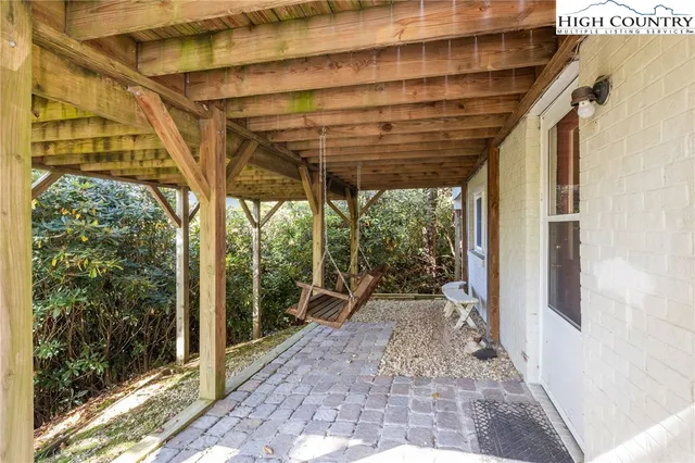 $585,000 | 265 Dameron Drive, Blowing Rock, NC 28605