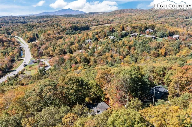 $585,000 | 265 Dameron Drive, Blowing Rock, NC 28605