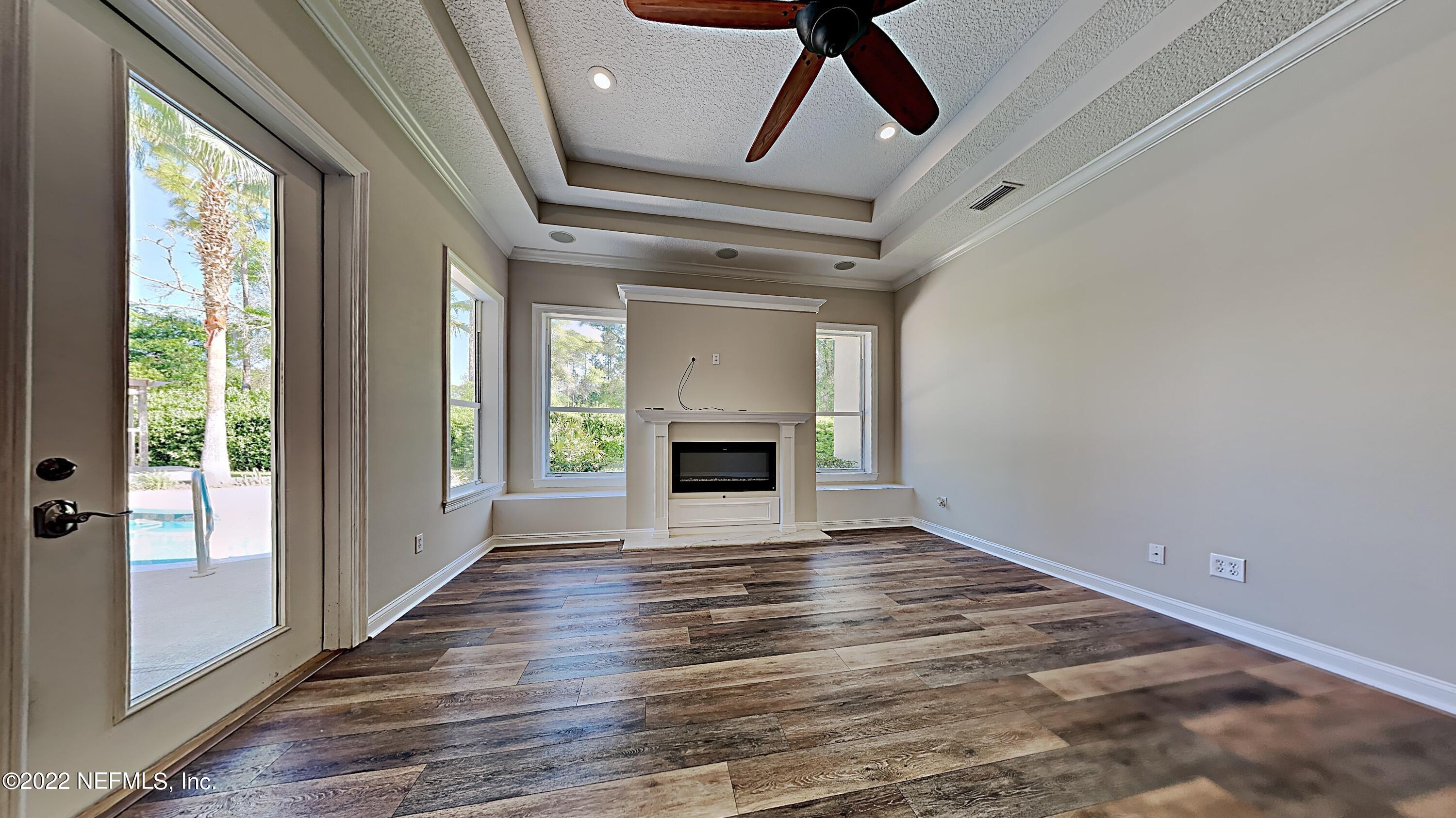 96023 Captains Pointe Road Yulee, FL 32097 - Photo 5 of 13 Great room