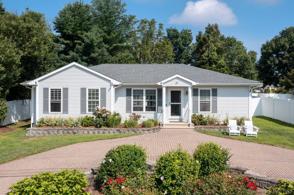 31 Merrill Road Clinton, CT 06413 - Photo 1 of 1
