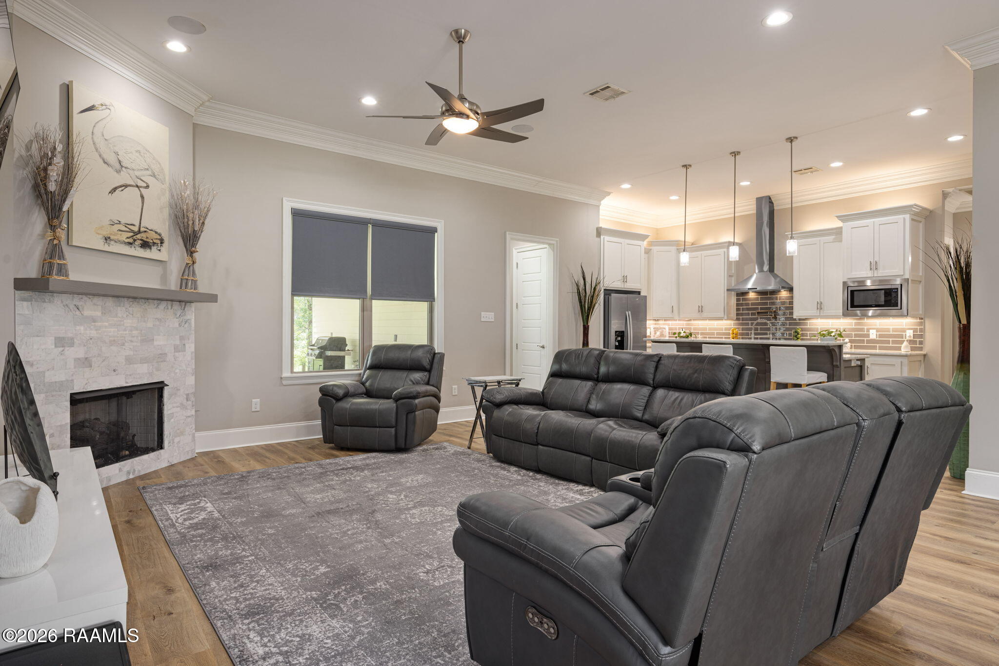 204 Redfern Street Lafayette, LA 70508 - Photo 6 of 22 LIving Room
