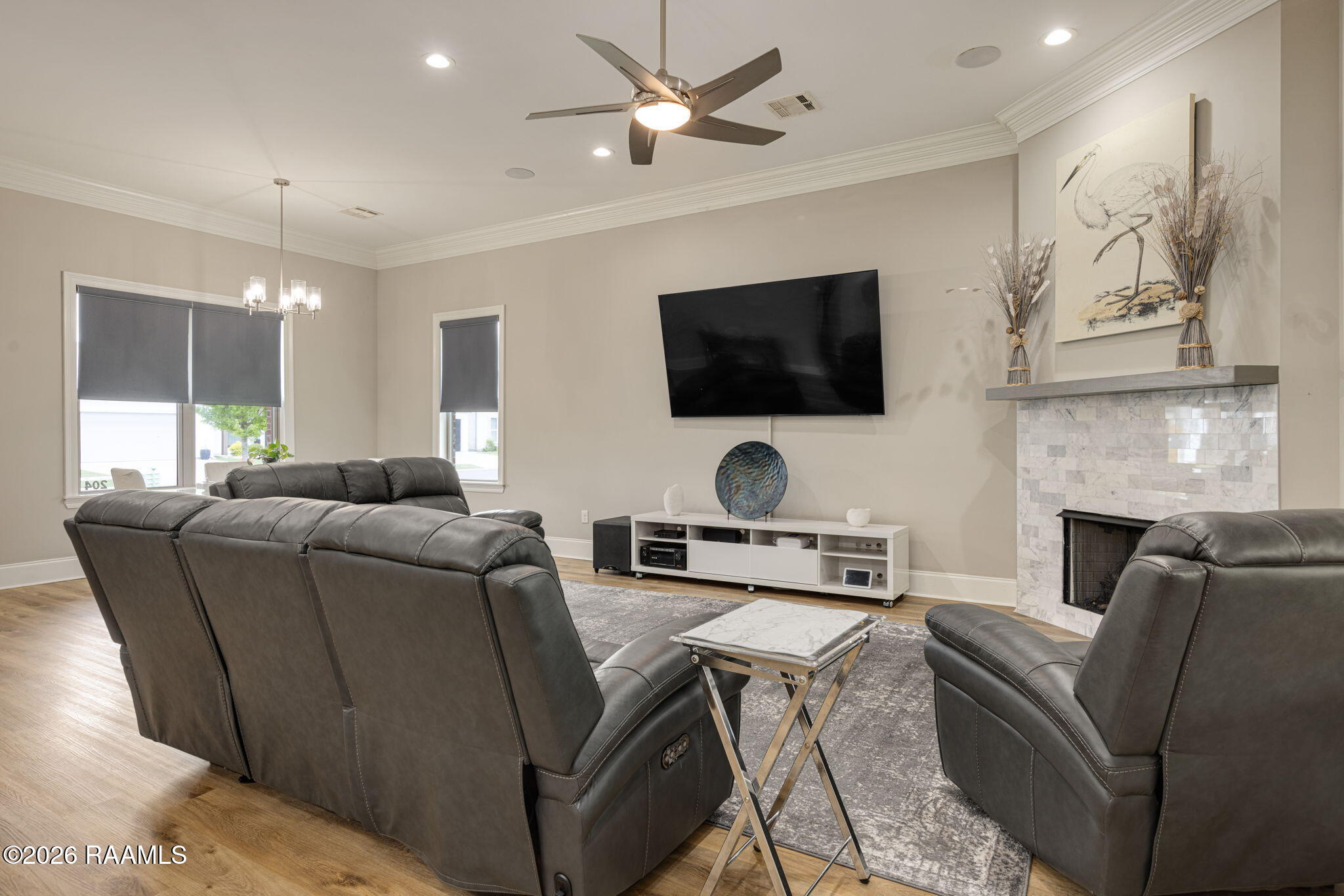 204 Redfern Street Lafayette, LA 70508 - Photo 7 of 22 LIving Room