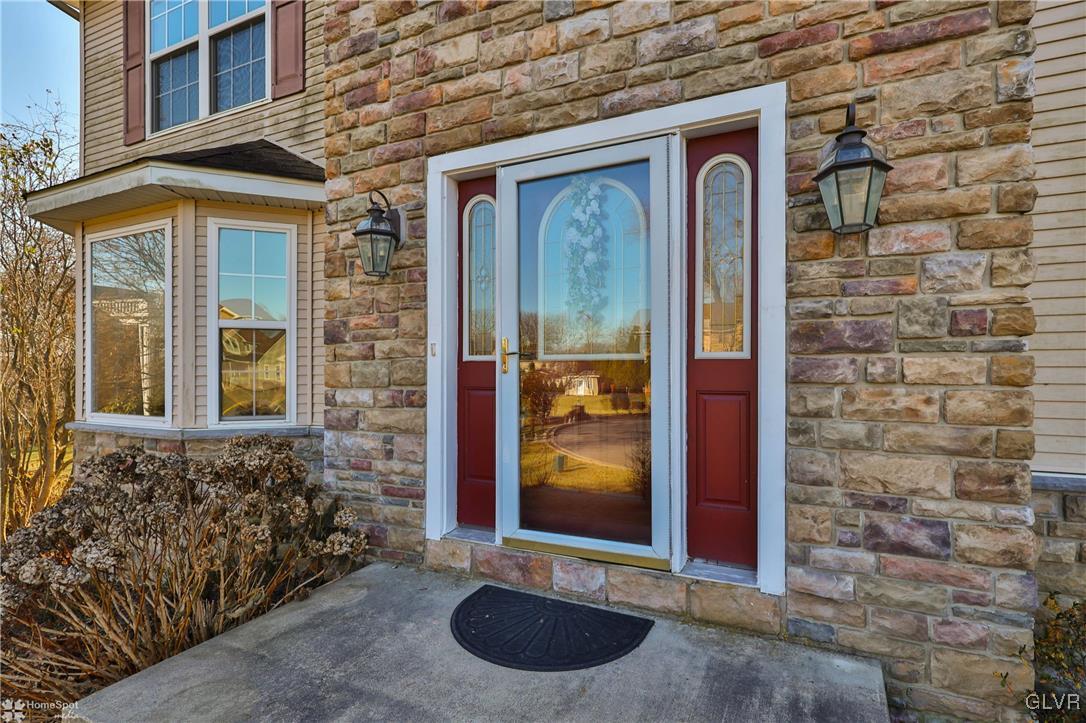 140 Spring Brook Terrace Nazareth, PA 18064 - Photo 3 of 63 Gallery Image 3