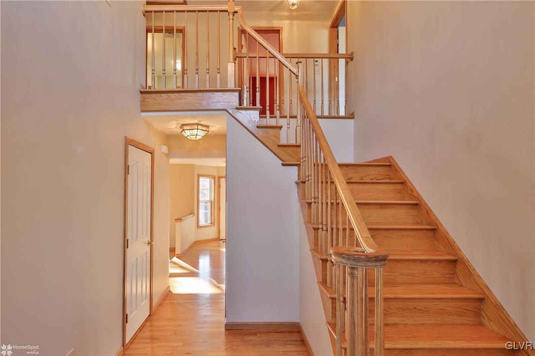 140 Spring Brook Terrace Nazareth, PA 18064 - Photo 5 of 63 Gallery Image 5