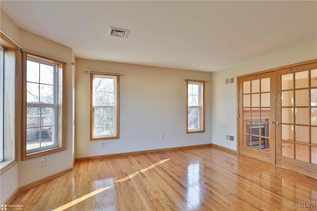 140 Spring Brook Terrace Nazareth, PA 18064 - Photo 6 of 63 Gallery Image 6