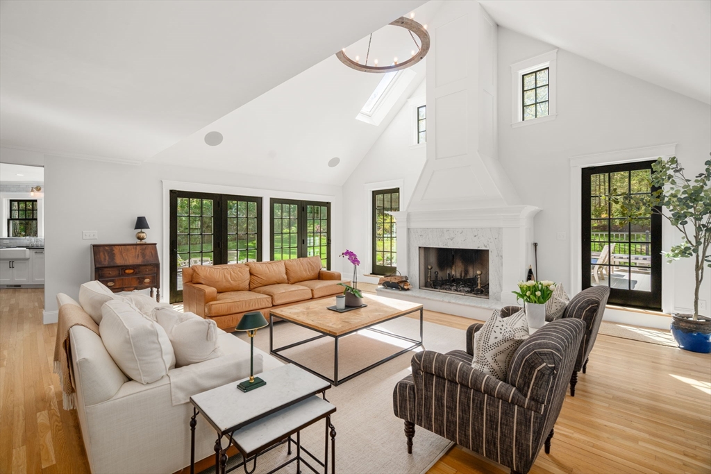 153 Ridgeway Road Weston, MA 02493 - Photo 6 of 42 Gallery Image 6