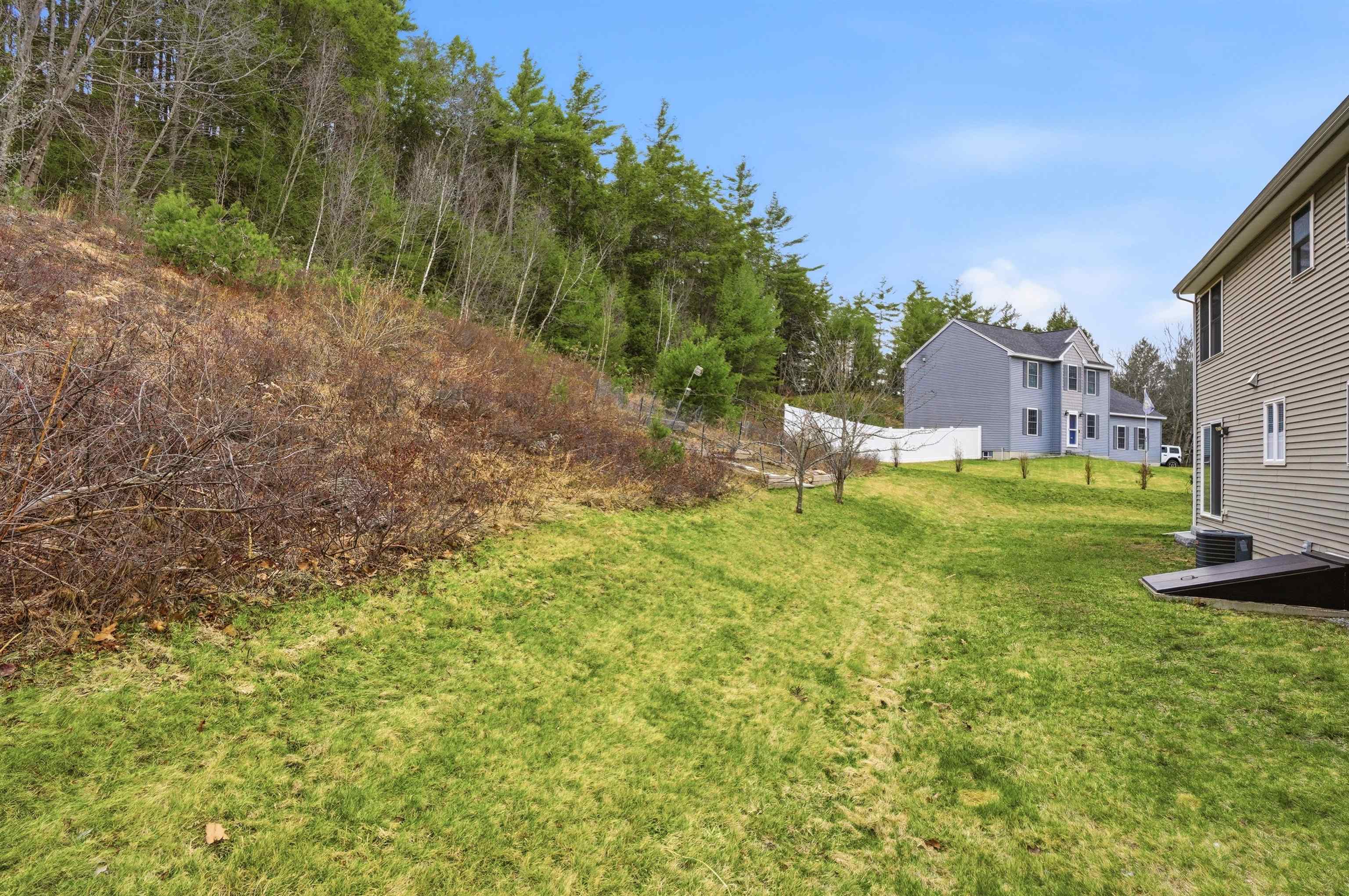 18 Richfield Way Wilton, NH 03086 - Photo 7 of 33