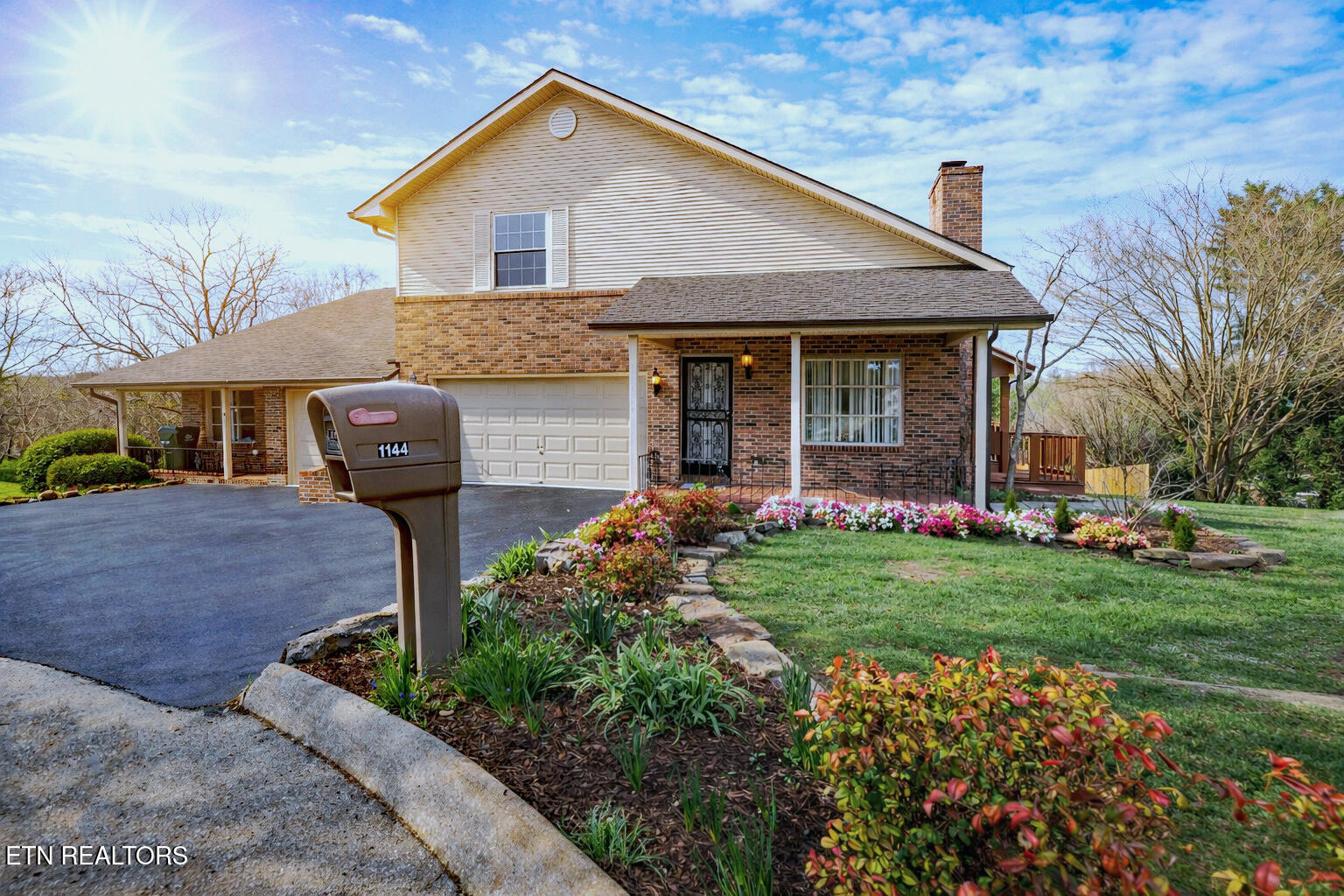 1144 N. Rachaels Cr.