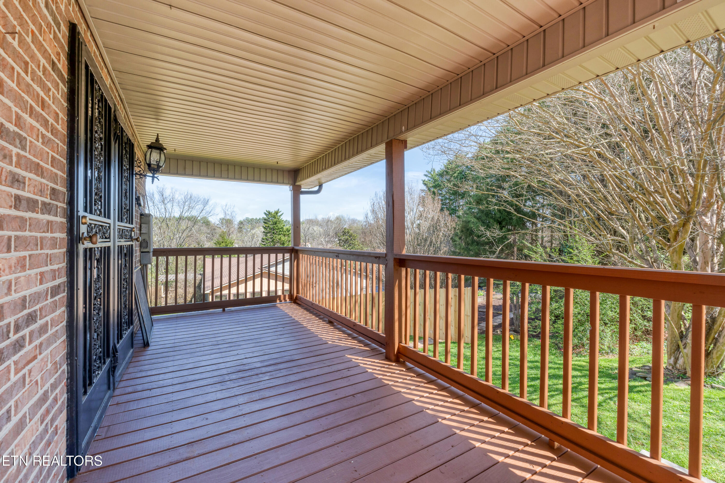 1144 North Rachaels Circle Maryville, TN 37804 - Photo 17 of 35 17