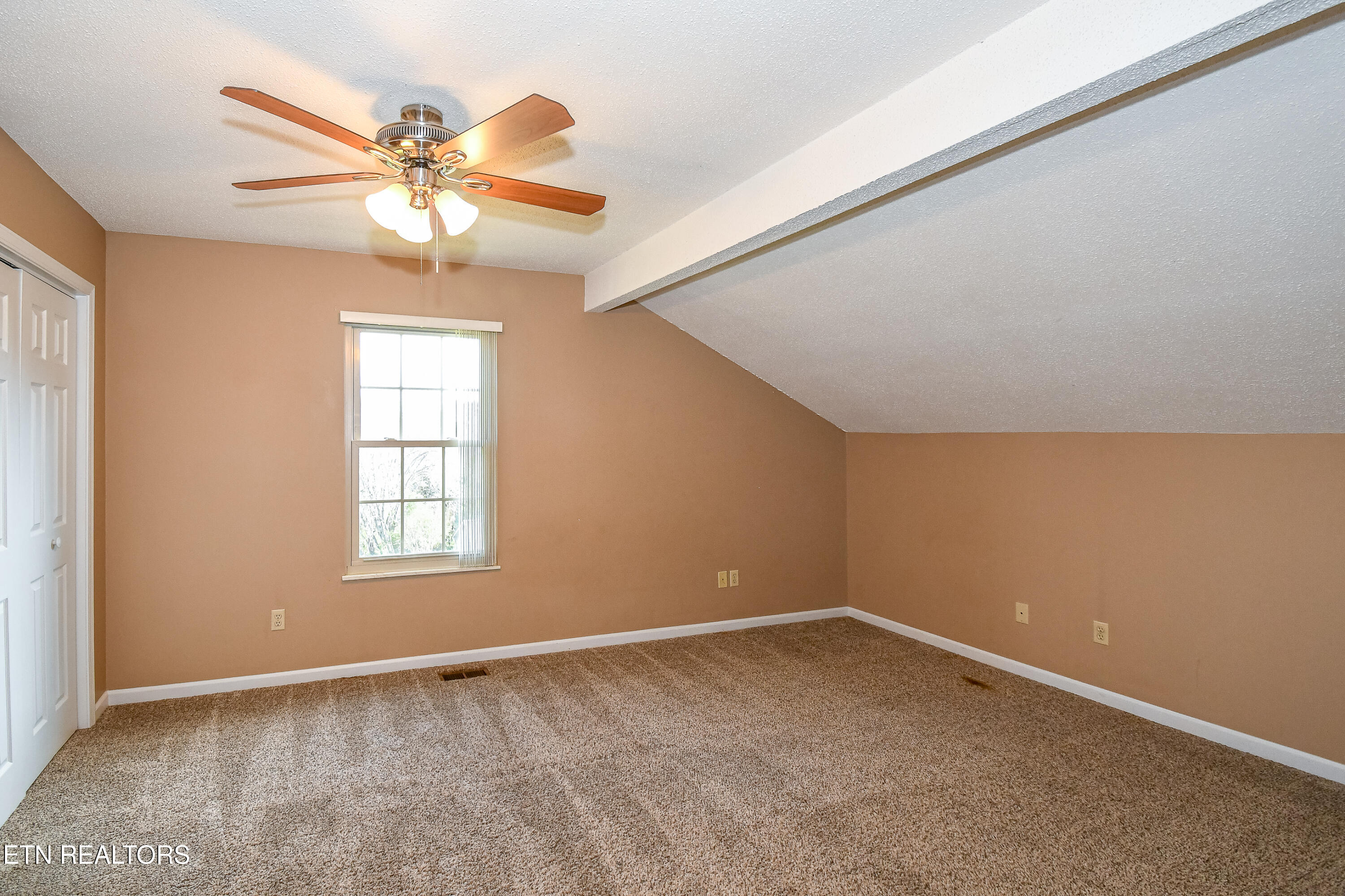 1144 North Rachaels Circle Maryville, TN 37804 - Photo 27 of 35 27