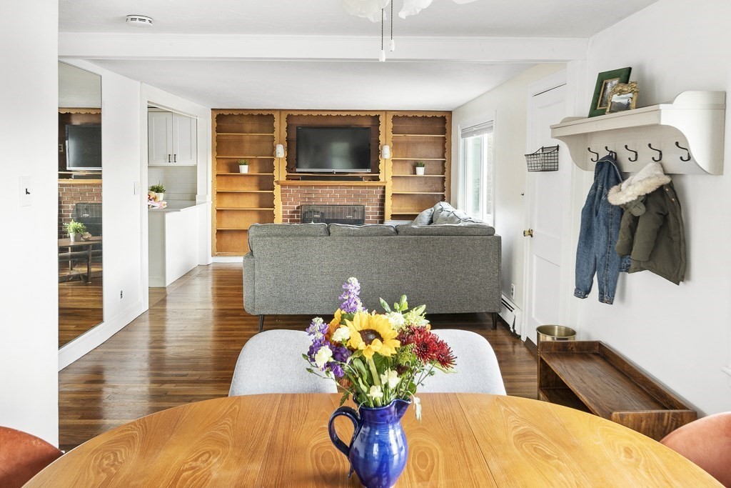 30 Crawford Road Braintree, MA 02184 - Photo 16 of 21 a living room filled with furniture