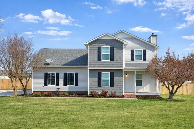 $384,900 | 406 Mockingbird Drive, Mount Pleasant, TN 38474