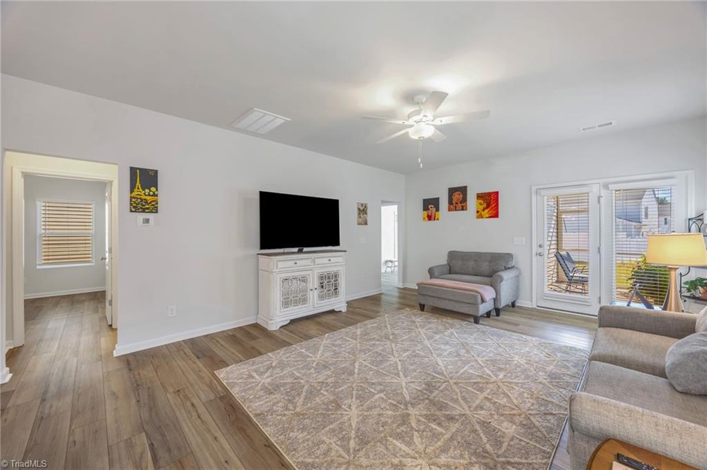 3910 Angel Hl Lane High Point, NC 27265 - Photo 10 of 24