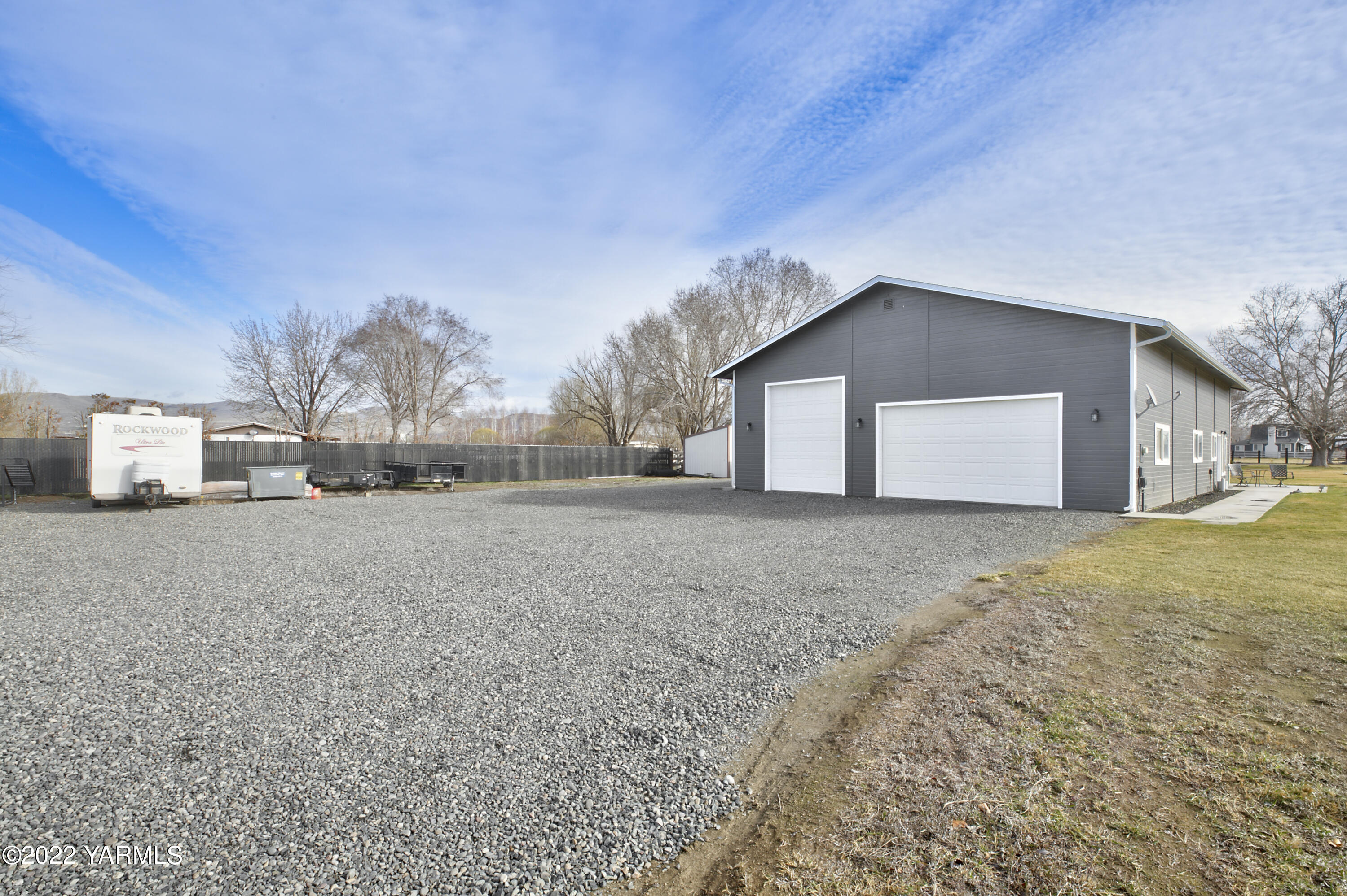 7501 Bell Road Moxee, WA 98936 - Photo 17 of 18 a view of outdoor space and yard
