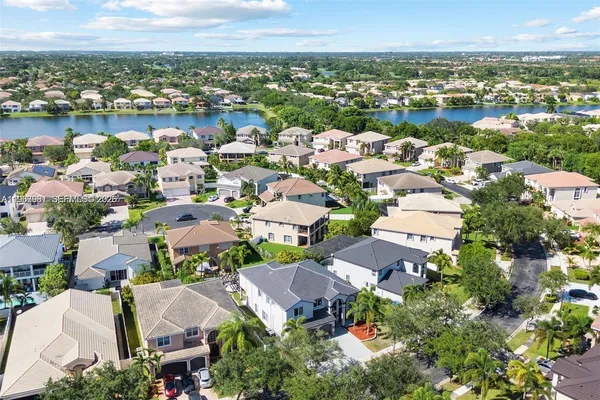 $1,070,000 | 15255 Southwest 21st Place, Miramar, FL 33027