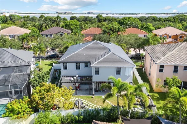 $1,070,000 | 15255 Southwest 21st Place, Miramar, FL 33027