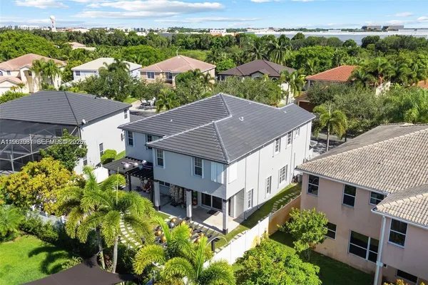 $1,070,000 | 15255 Southwest 21st Place, Miramar, FL 33027