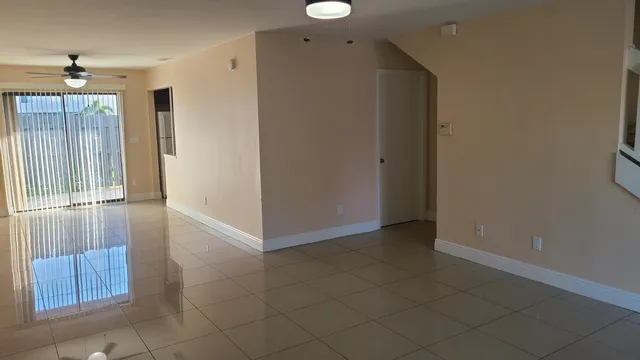 $2,300 | 1803 Wharf Lane, Greenacres, FL 33463