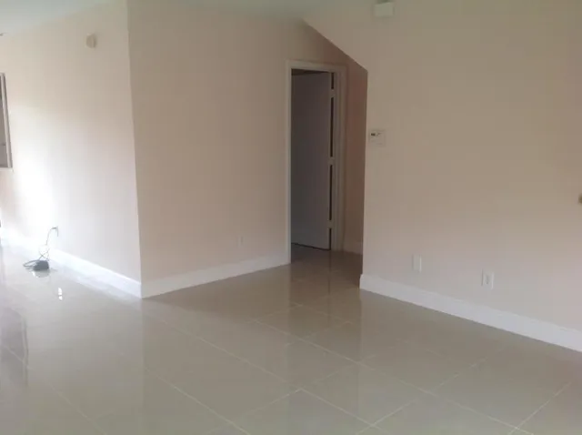 $2,300 | 1803 Wharf Lane, Greenacres, FL 33463