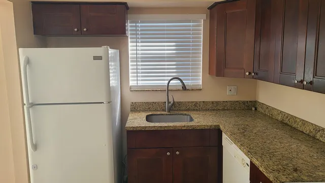 $2,300 | 1803 Wharf Lane, Greenacres, FL 33463