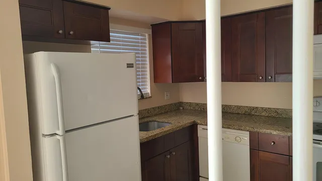 $2,300 | 1803 Wharf Lane, Greenacres, FL 33463